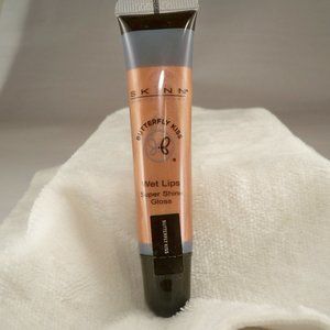 SKINN ButterFry Kiss  Wet Lips Super Shine Gloss